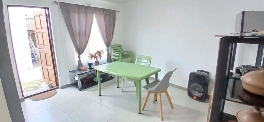 2 Bedroom Property for Sale in Colorado Park Western Cape